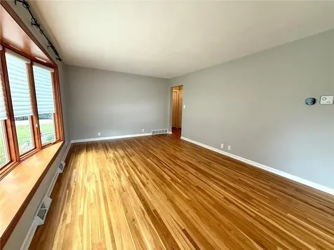 225 Sunrise Blvd Boulevard Redwood Falls MN 56283