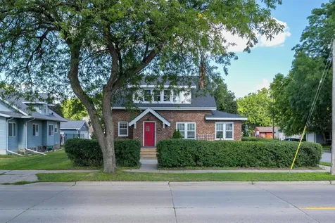 802 Range Street Mankato MN 56003
