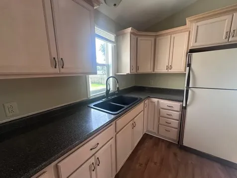 2103 3rd Avenue NE Austin MN 55912