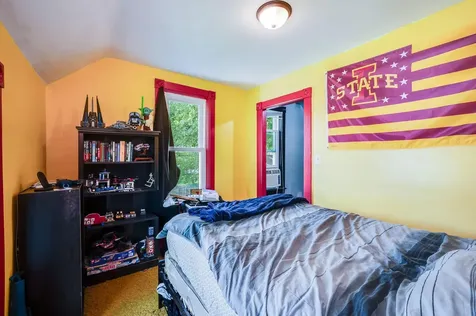 319 E 10th Street Blue Earth MN 56013