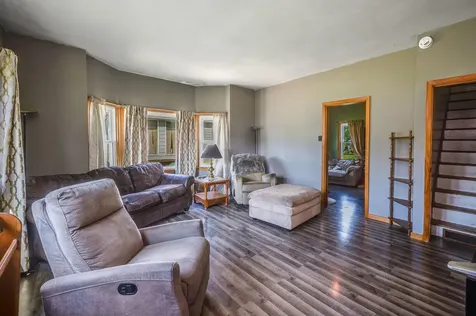 319 E 10th Street Blue Earth MN 56013