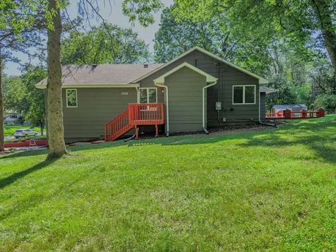 3628 Steele Street Minnetonka MN 55345