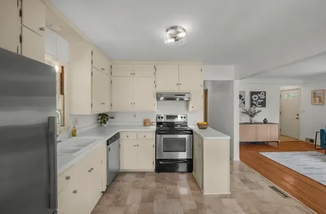 424 Tyler Avenue S Edina MN 55343