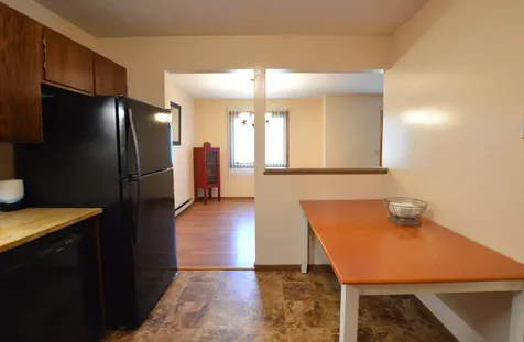 1585 Cohansey Street Saint Paul MN 55117
