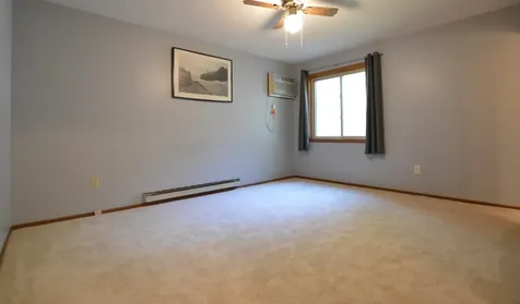 1585 Cohansey Street Saint Paul MN 55117
