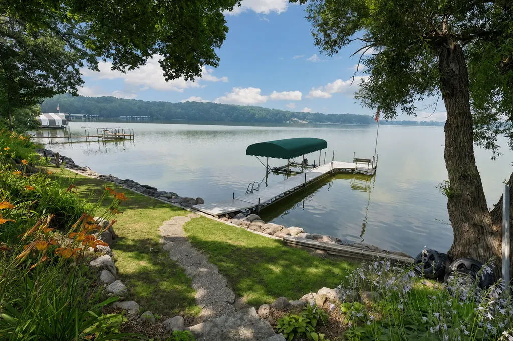 4005 County Road 44 Minnetrista MN 55364