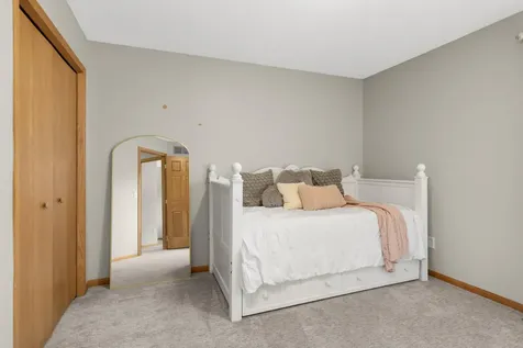 22346 Red Oak Drive Rogers MN 55374