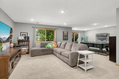 22346 Red Oak Drive Rogers MN 55374
