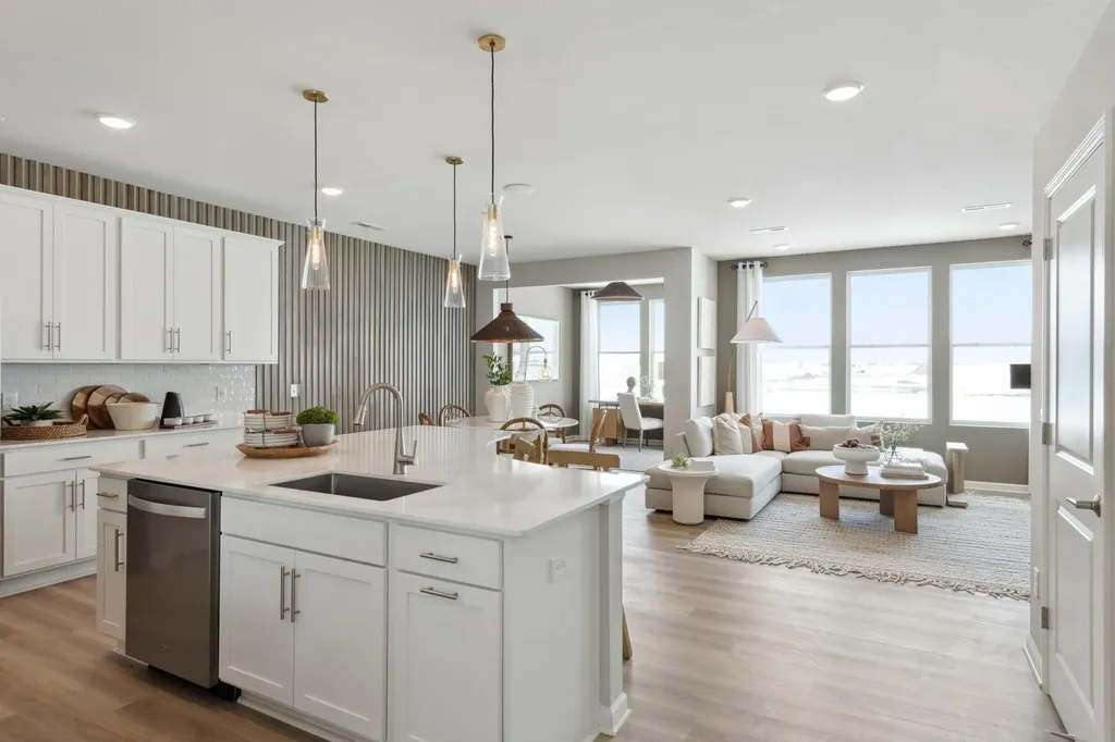 14924 Avondale View Rosemount MN 55068