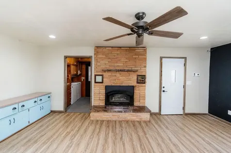 405 6th Avenue Edgeley ND 58433