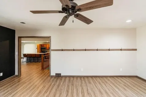 405 6th Avenue Edgeley ND 58433
