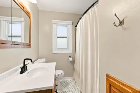 3224 Hillsboro Avenue N New Hope MN 55427