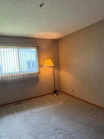 2635 Guthrie Avenue N Oakdale MN 55128
