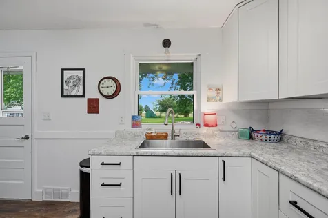 211 Kelser Street Welcome MN 56181