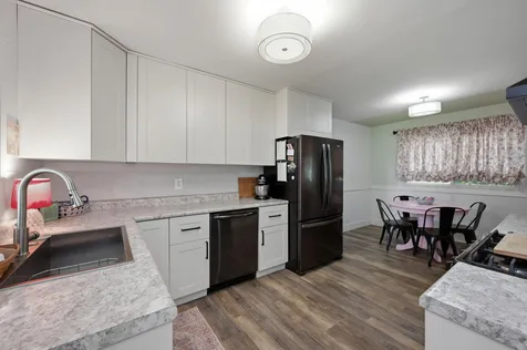 211 Kelser Street Welcome MN 56181