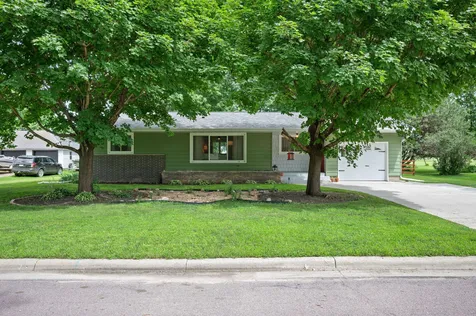 211 Kelser Street Welcome MN 56181