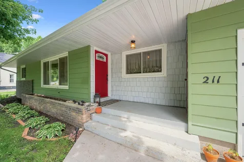 211 Kelser Street Welcome MN 56181