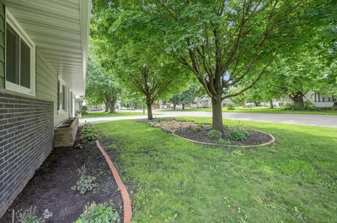 211 Kelser Street Welcome MN 56181