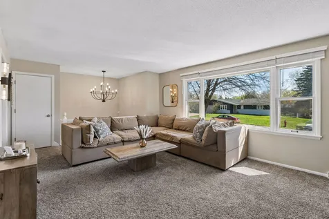 4501 Oregon Avenue N New Hope MN 55428
