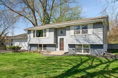 4501 Oregon Avenue N New Hope MN 55428