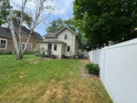 614 N 8th Street Brainerd MN 56401