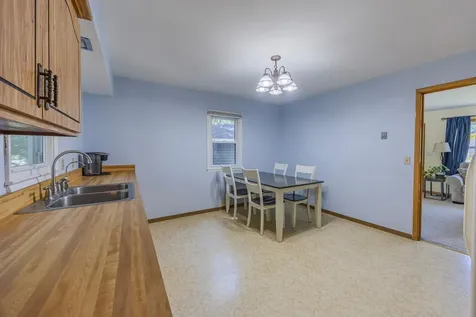 6332 Oak Knoll Plaza Woodbury MN 55125