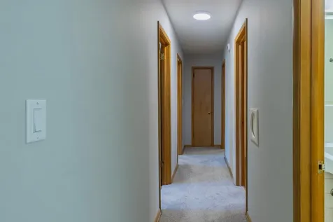 6332 Oak Knoll Plaza Woodbury MN 55125