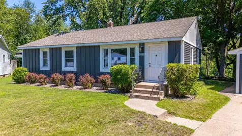 6332 Oak Knoll Plaza Woodbury MN 55125