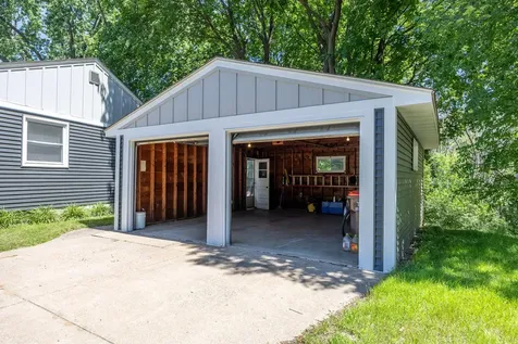 6332 Oak Knoll Plaza Woodbury MN 55125