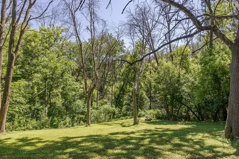 6332 Oak Knoll Plaza Woodbury MN 55125