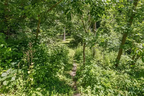 6332 Oak Knoll Plaza Woodbury MN 55125