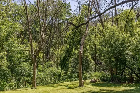 6332 Oak Knoll Plaza Woodbury MN 55125