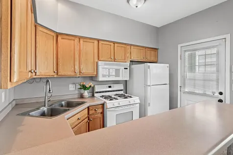 2917 Hemingway Drive Chaska MN 55318