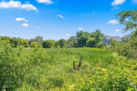 2917 Hemingway Drive Chaska MN 55318