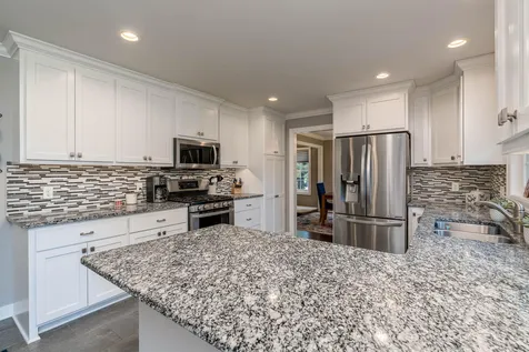 809 Spruce Place Saint Peter MN 56082