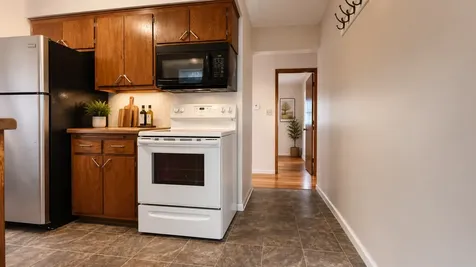 1597 Margaret Street Saint Paul MN 55106