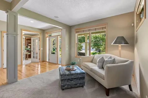 11281 Stonemill Farms Curve Woodbury MN 55129