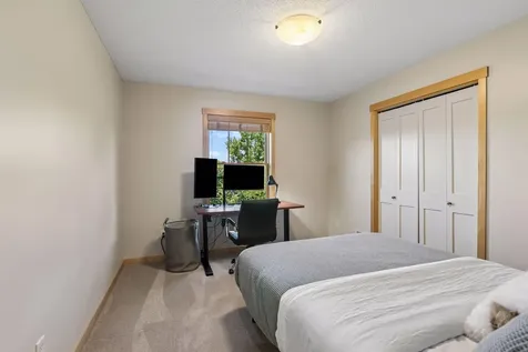 11281 Stonemill Farms Curve Woodbury MN 55129