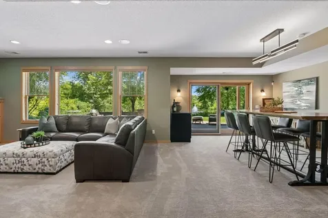 11281 Stonemill Farms Curve Woodbury MN 55129
