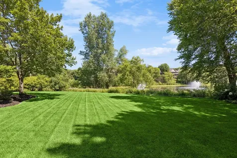 11281 Stonemill Farms Curve Woodbury MN 55129