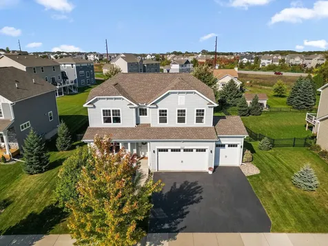 3927 Founders Path Chaska MN 55318
