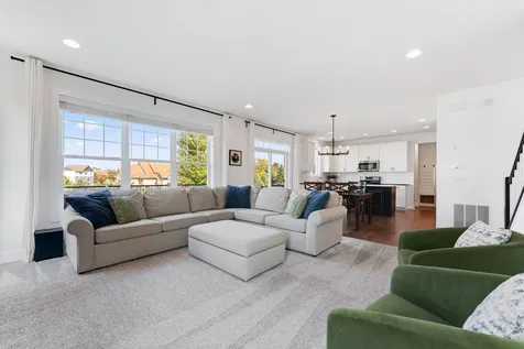3927 Founders Path Chaska MN 55318