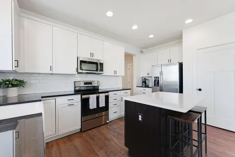 3927 Founders Path Chaska MN 55318