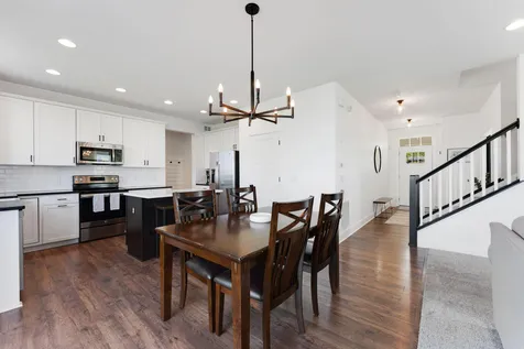 3927 Founders Path Chaska MN 55318