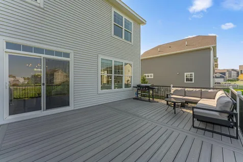 3927 Founders Path Chaska MN 55318