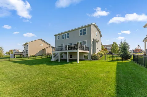 3927 Founders Path Chaska MN 55318