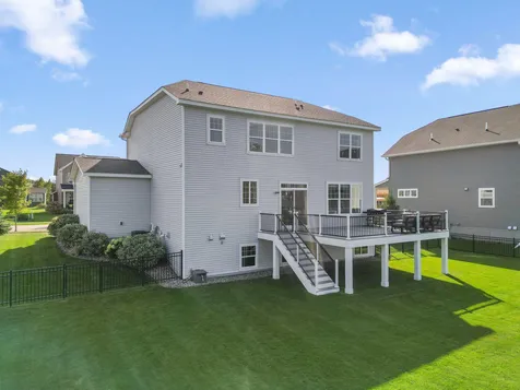 3927 Founders Path Chaska MN 55318