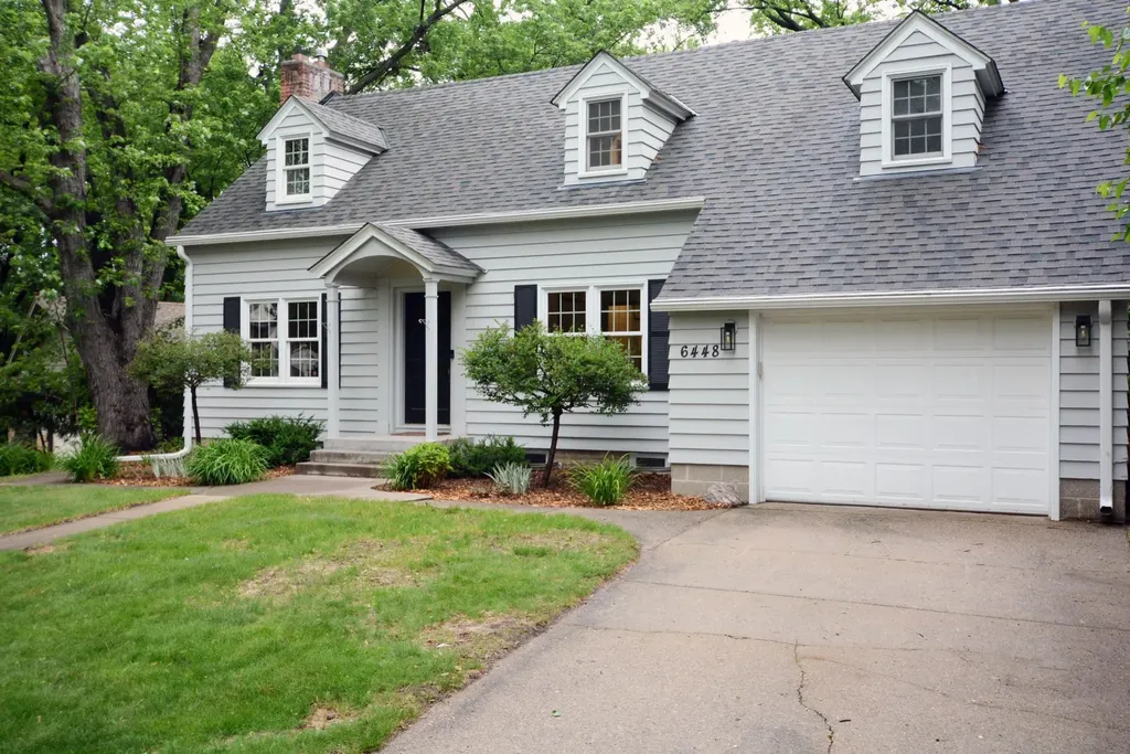 6448 Glenwood Avenue Golden Valley MN 55427
