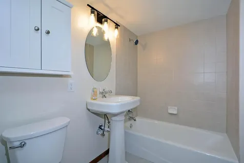 6448 Glenwood Avenue Golden Valley MN 55427