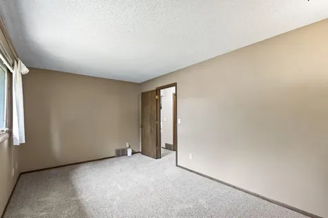 12912 18th Avenue S Burnsville MN 55337